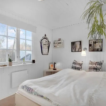 Lovely House In Scenic Thy Nyaraló Thyholm