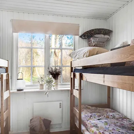 Lovely House In Scenic Thy Nyaraló Thyholm